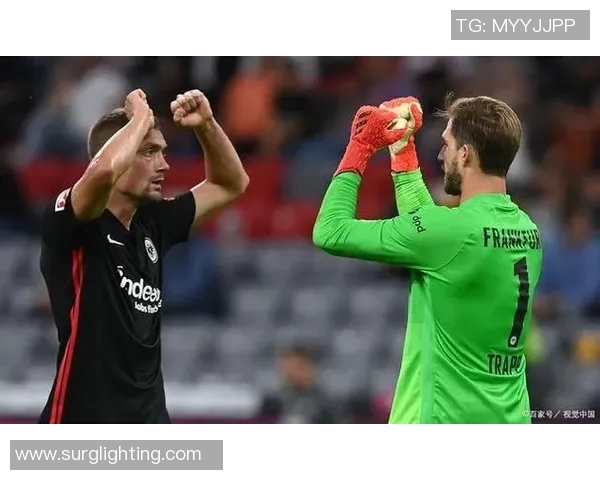 汉堡客场三连败惨遭法兰克福逆转击败