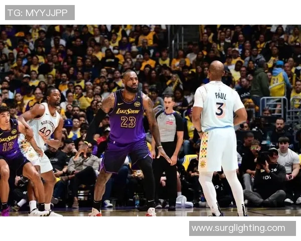 湖人队遭遇败仗，面临剧烈竞争