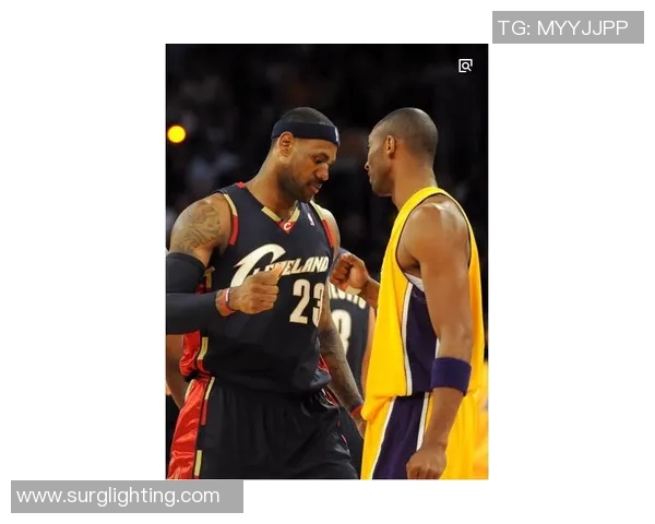 科比复出！湖人球迷热议黑曼巴回归可能性